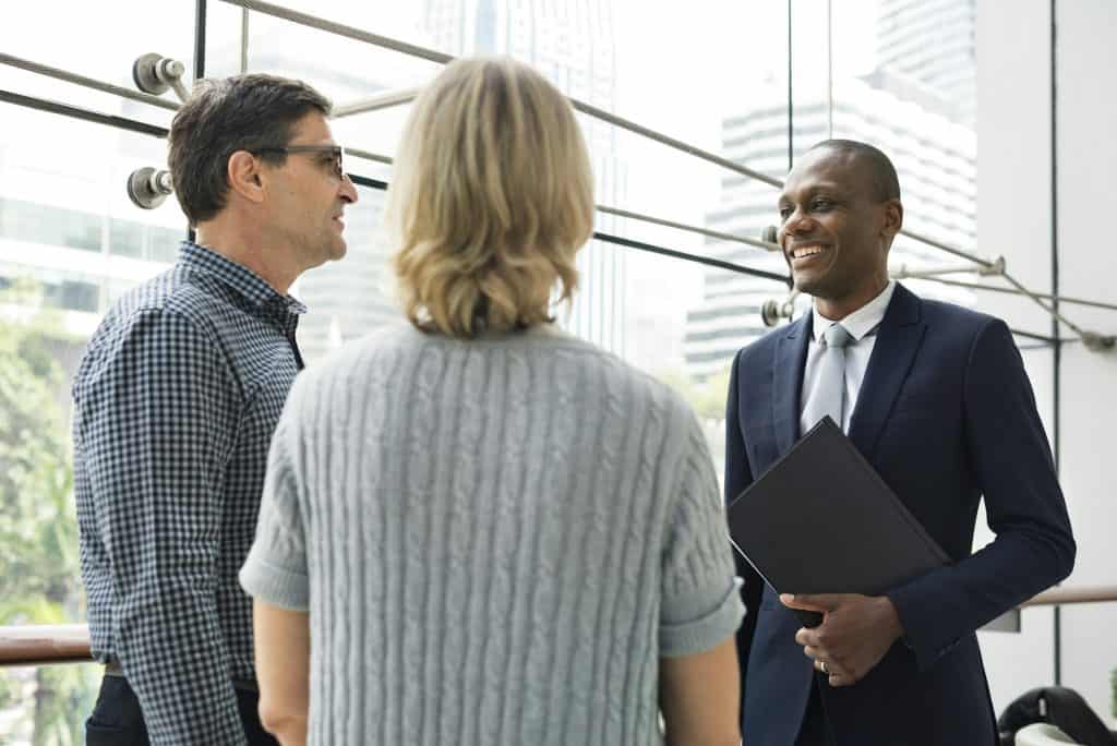 The Power of Word of Mouth Marketing: Pure and Sustainable Growth 2 H7 Business Communication Connection People Concept